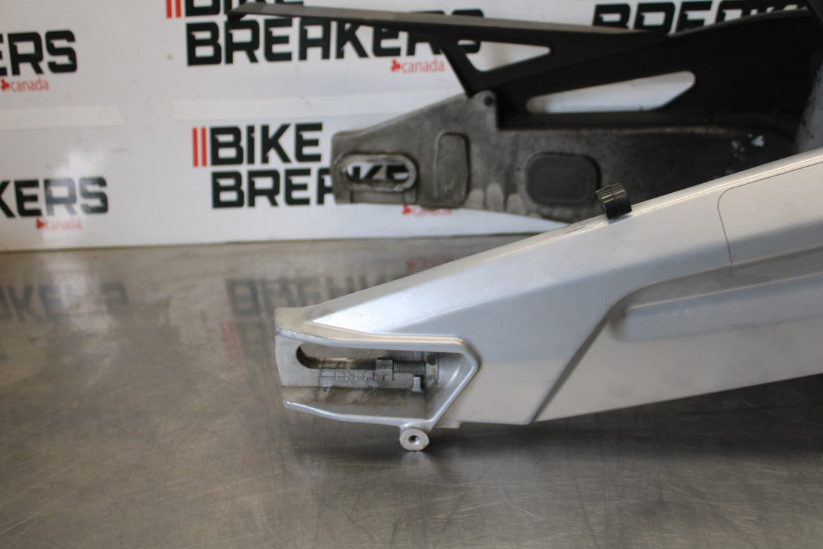 20-23 APRILIA RS660 REAR SWINGARM BACK SUSPENSION SWING ARM BB889