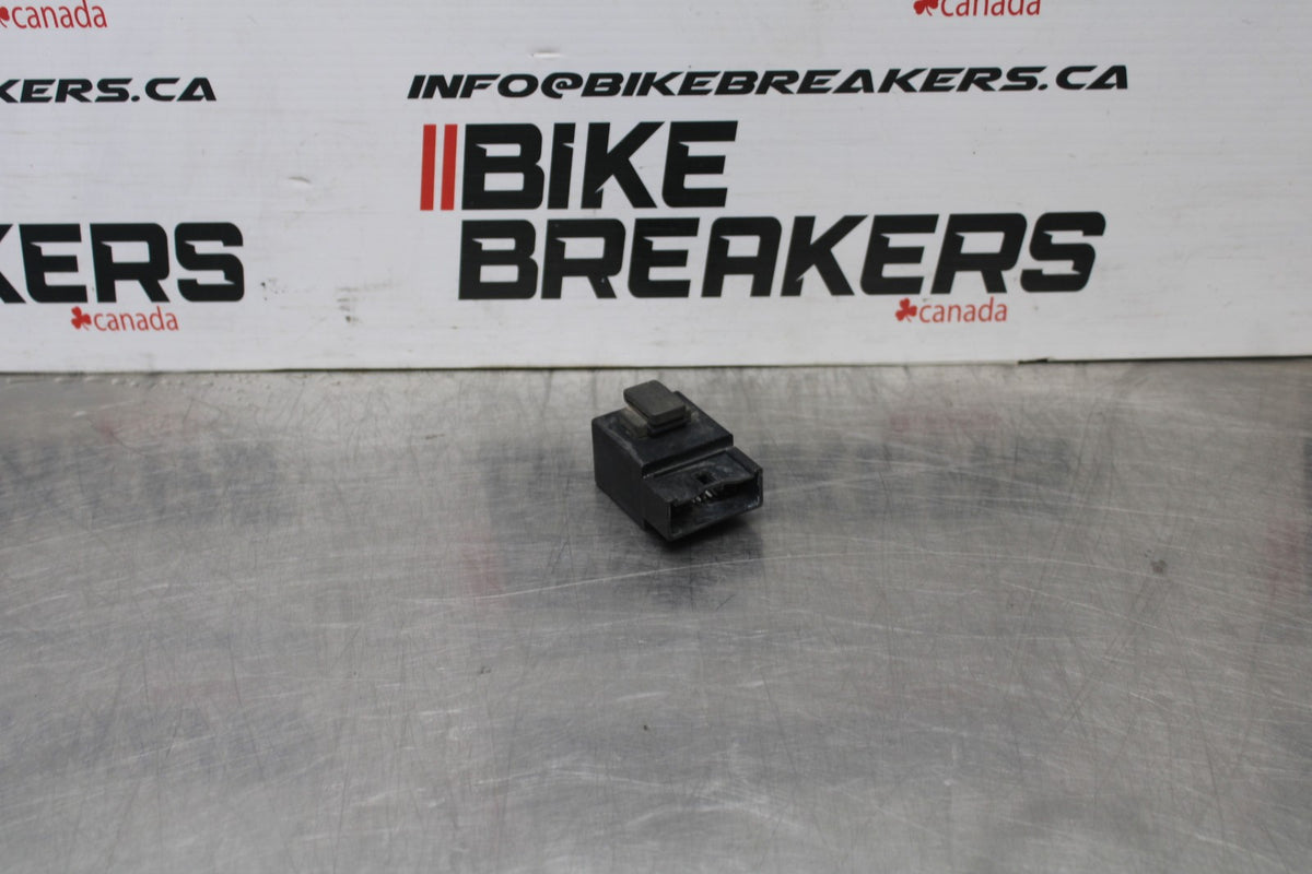 05 YAMAHA YZF R6 RELAY ASSEMBLY BOX BB858