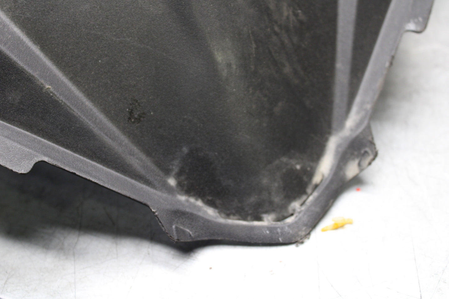 18-23 KAWASAKI NINJA 400 FRONT CENTER COWL FAIRING BB660