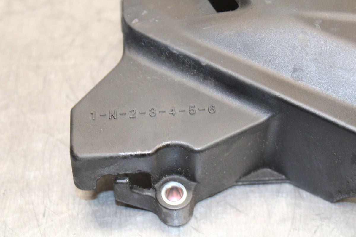 15-17 YAMAHA YZF R3 ENGINE SPROCKET COVER BB111