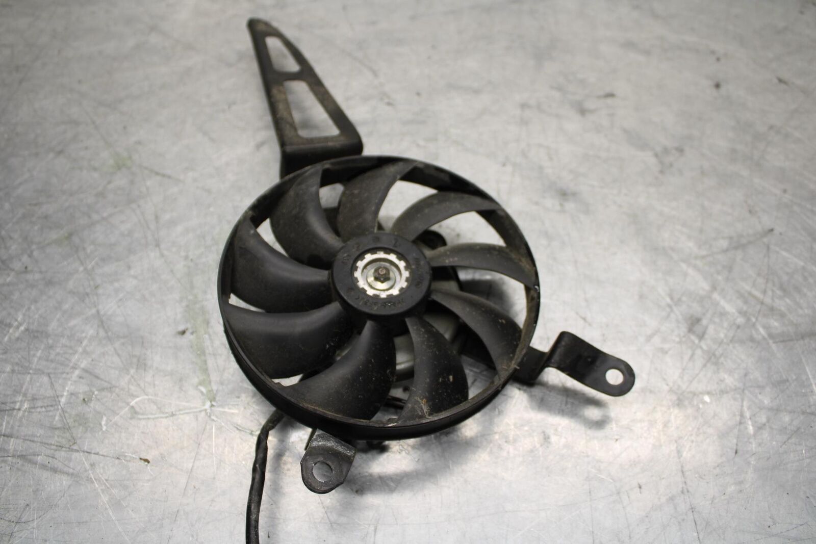 11-15 KAWASAKI ZX1000R ENGINE RADIATOR COOLING FAN BB445