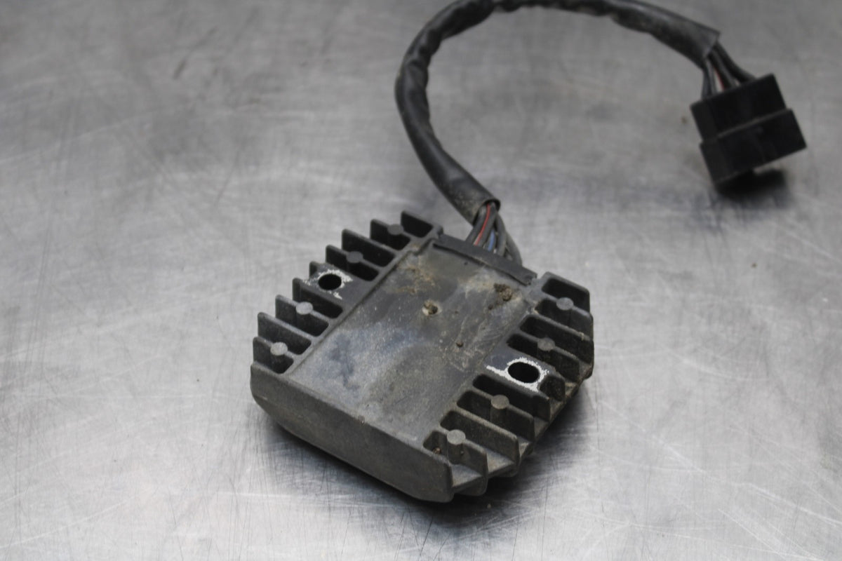 98 KAWASAKI NINJA ZX6 RECTIFIER VOLTAGE REGULATOR BB870