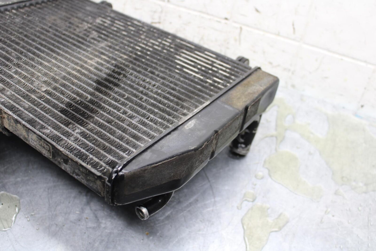 2000 Yamaha YZF R6 ENGINE RADIATOR MOTOR COOLER COOLING RADIATER BB558