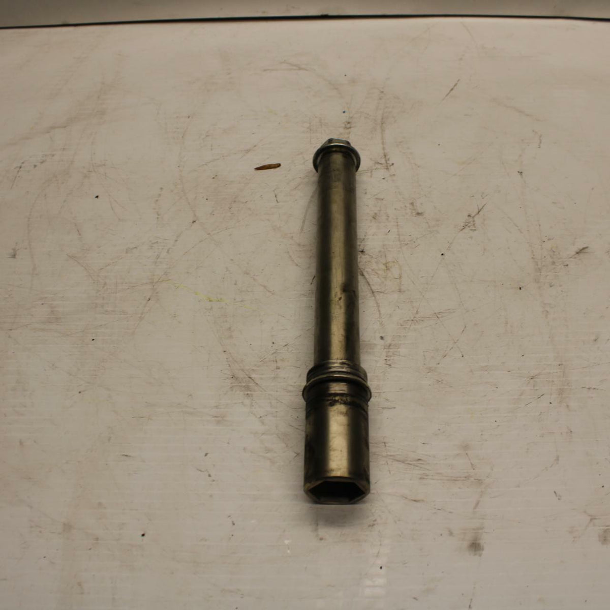 08-09 SUZUKI GSXR600 FRONT WHEEL RIM AXLE PIVOT BOLT 54711-41G00 BB262