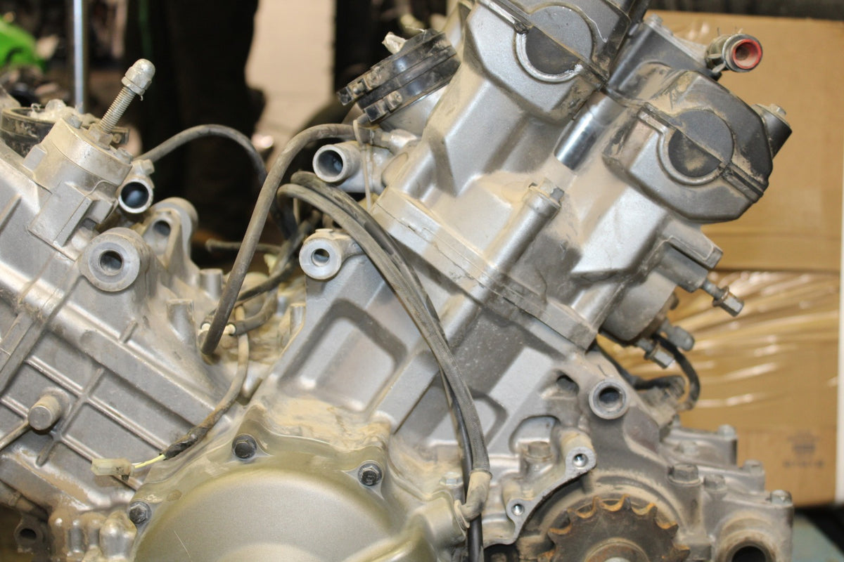98-05 HONDA SUPER HAWK 1000 VTR1000F ENGINE MOTOR BB821