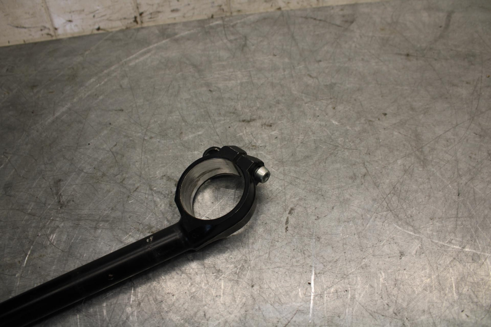 2008 Kawasaki Ninja ZX10R ZX1000E LEFT CLIP ON HANDLEBAR 46003-0144 BB524