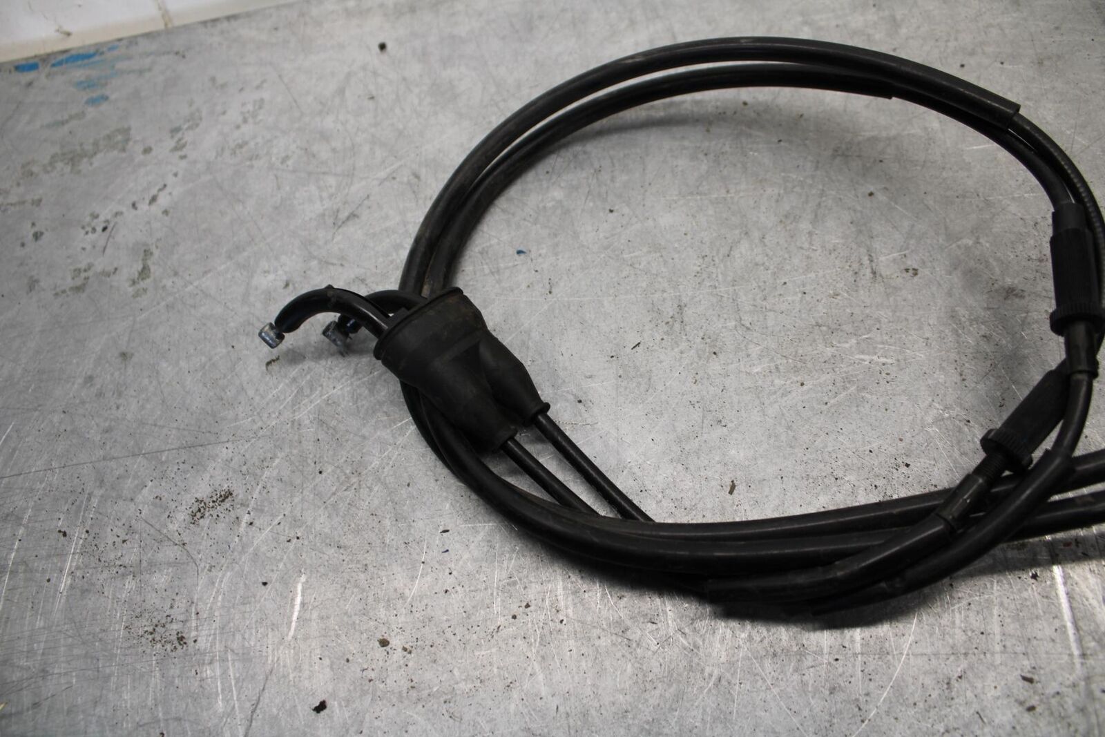 06-07 KAWASAKI NINJA ZX14R THROTTLE CABLES LINES BB433