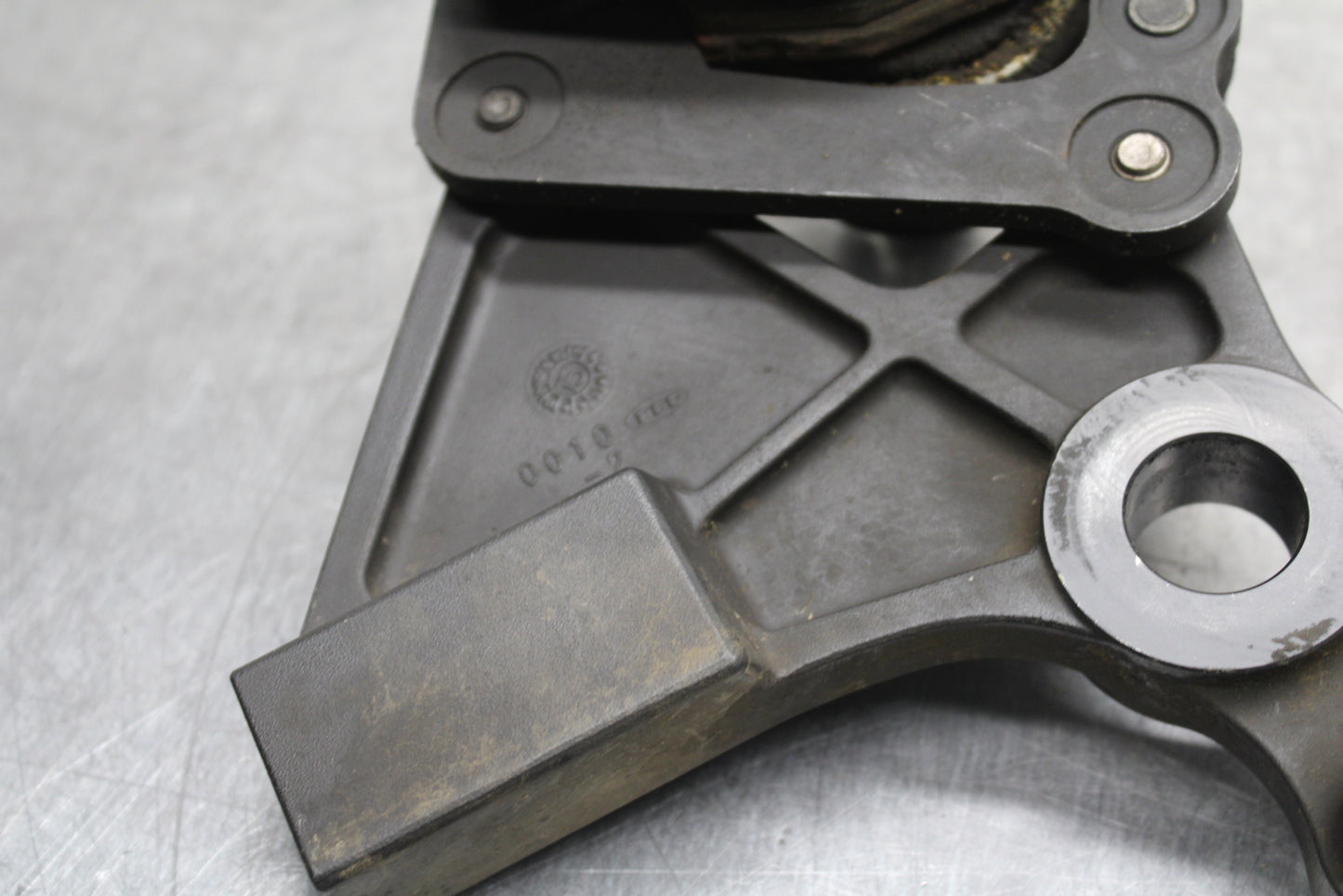 12-17 KAWASAKI NINJA 650 REAR BACK BRAKE CALIPER W MOUNT BRACKET BB129