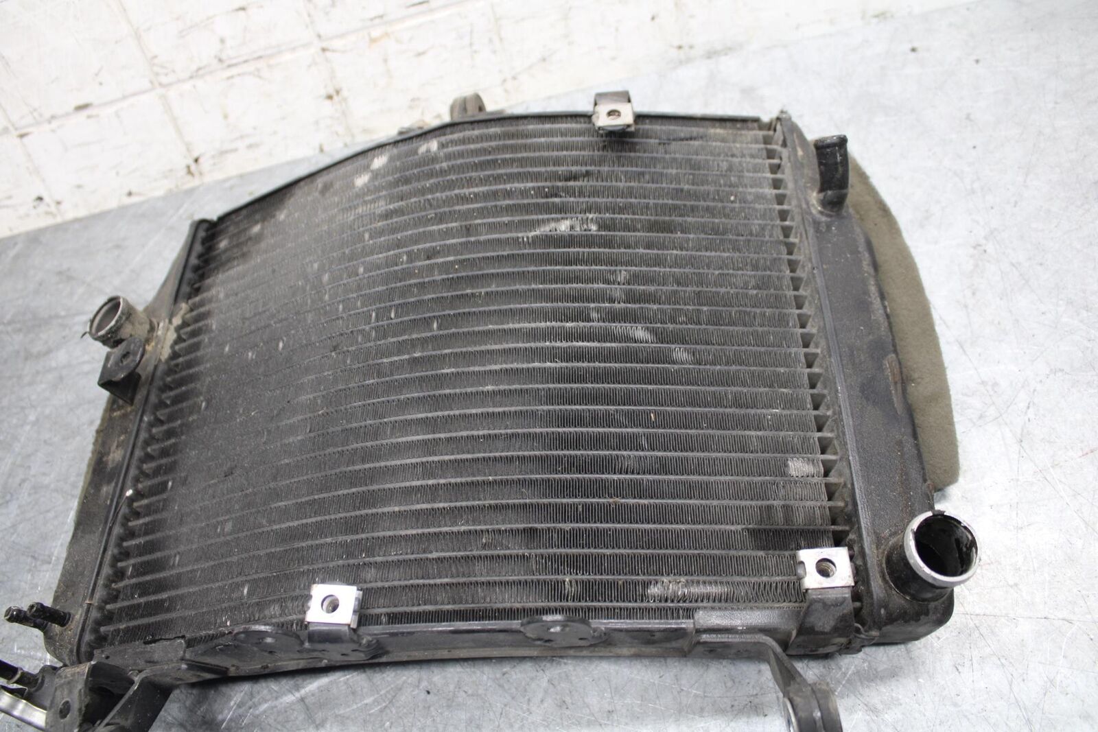 2003 Yamaha YZF R6 ENGINE RADIATOR MOTOR COOLER COOLING RADIATER BB539