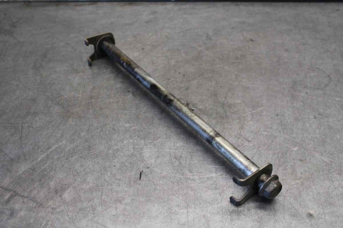 09-15 YAMAHA FZ6R REAR AXLE BACK WHEEL RIM PIVOT BOLT AXEL BB686