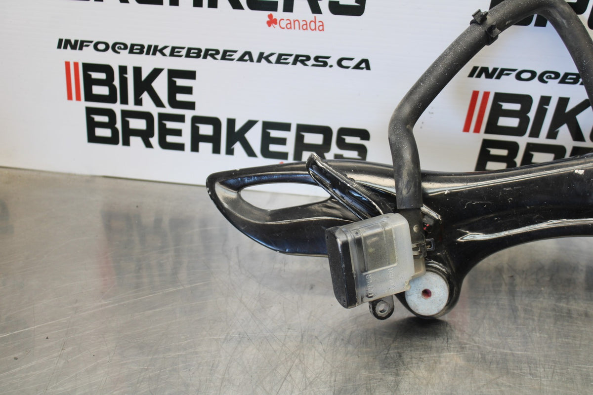10 SUZUKI SV650 RIGHT REARSET REAR SET DRIVER FOOT PEG REST STOP BB181