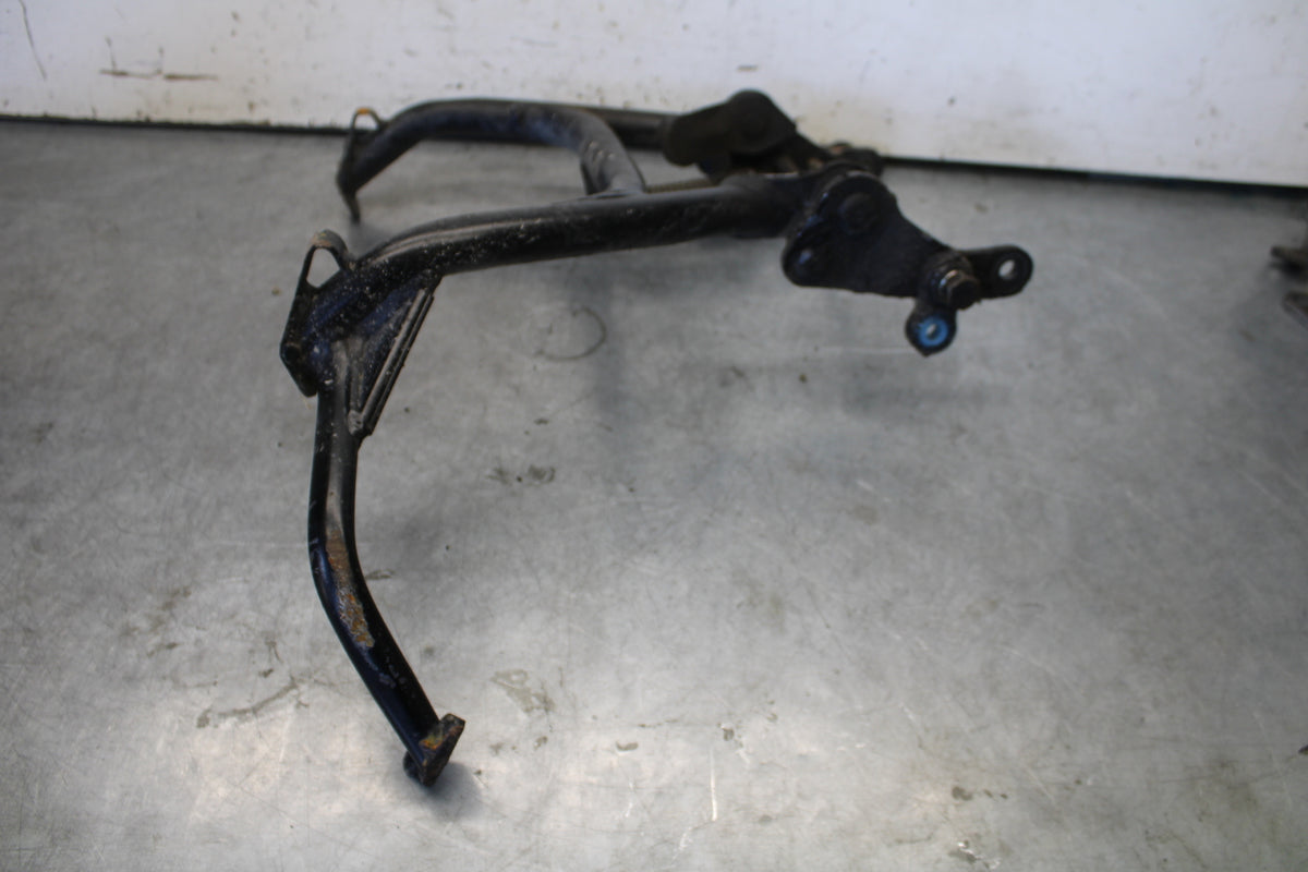 06-07 DUCATI MONSTER 695 CENTER MAIN STAND BB674