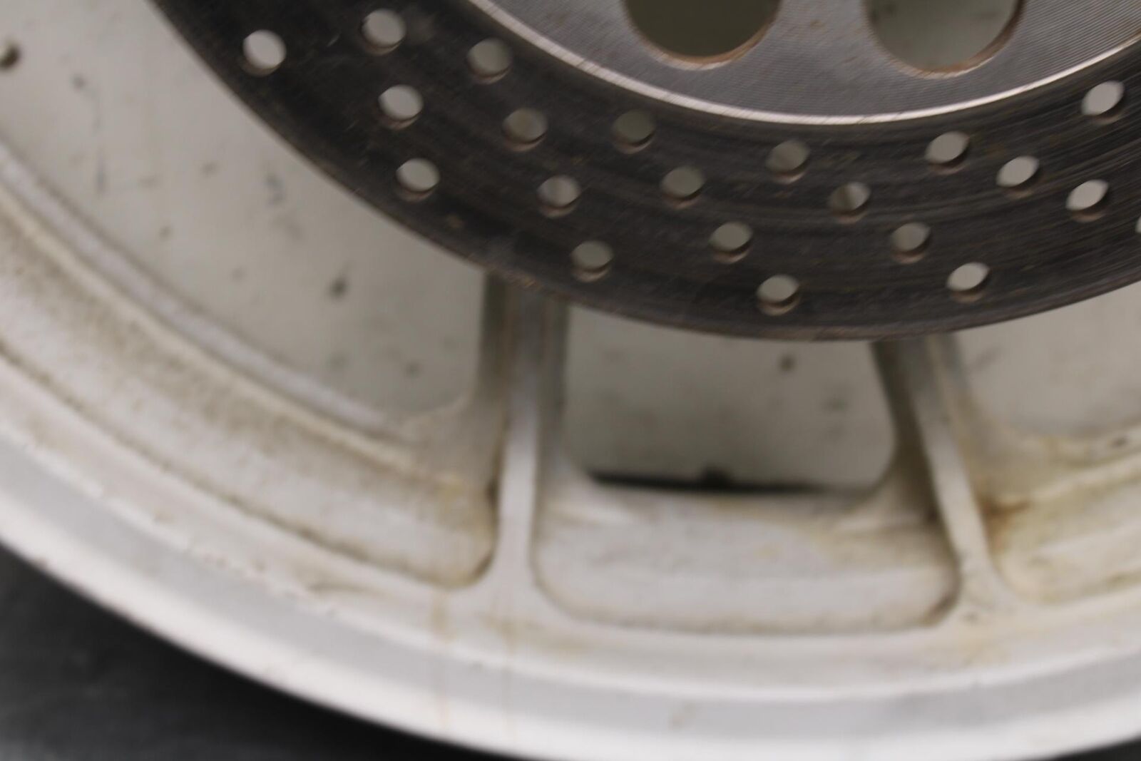 1988 Suzuki Katana 600 GSX600F REAR WHEEL RIM ROTOR BRAKE DISC BB94
