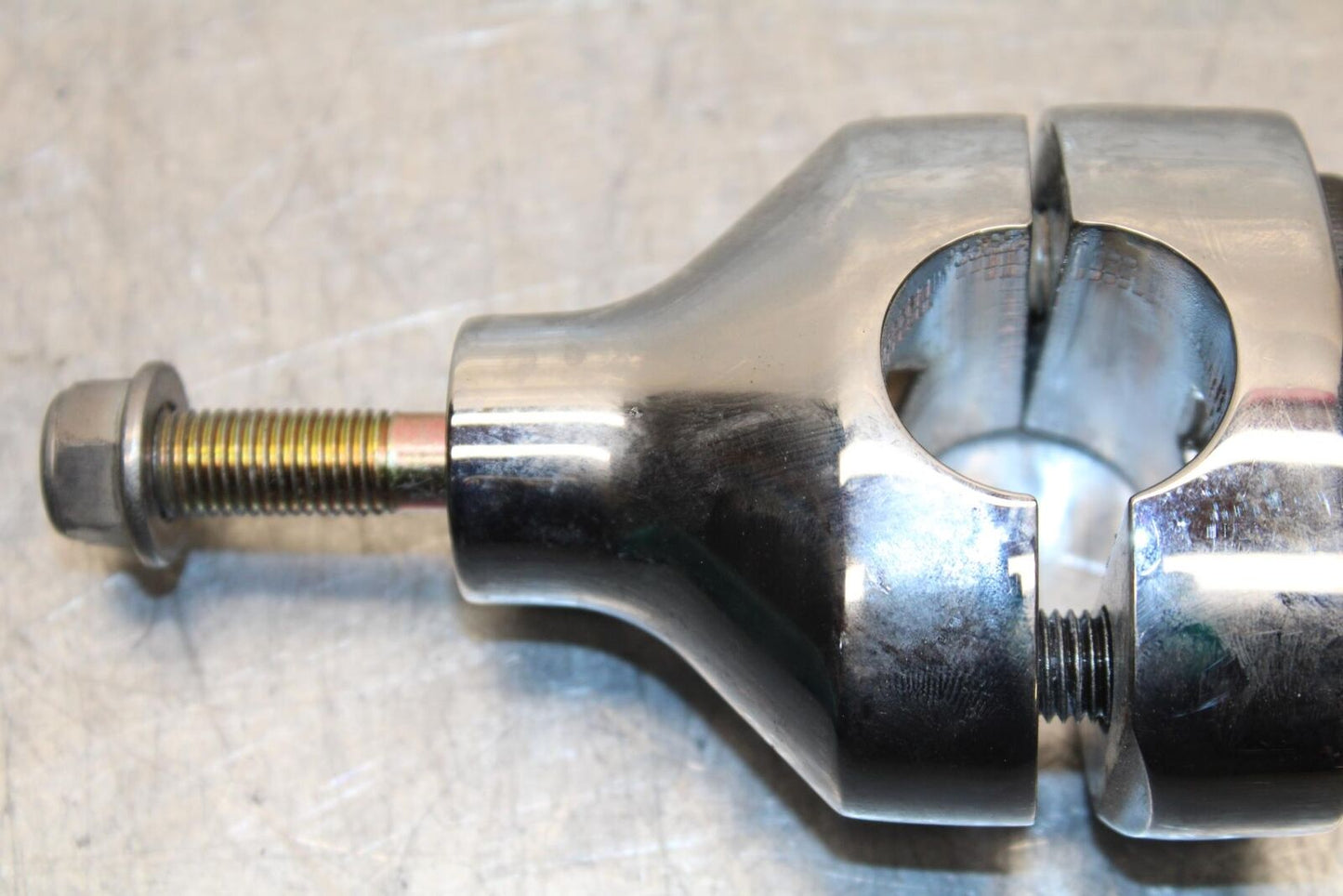 2005 Kawasaki Vulcan 1600 VN1600A Classic HANDLEBAR RISERS BB574