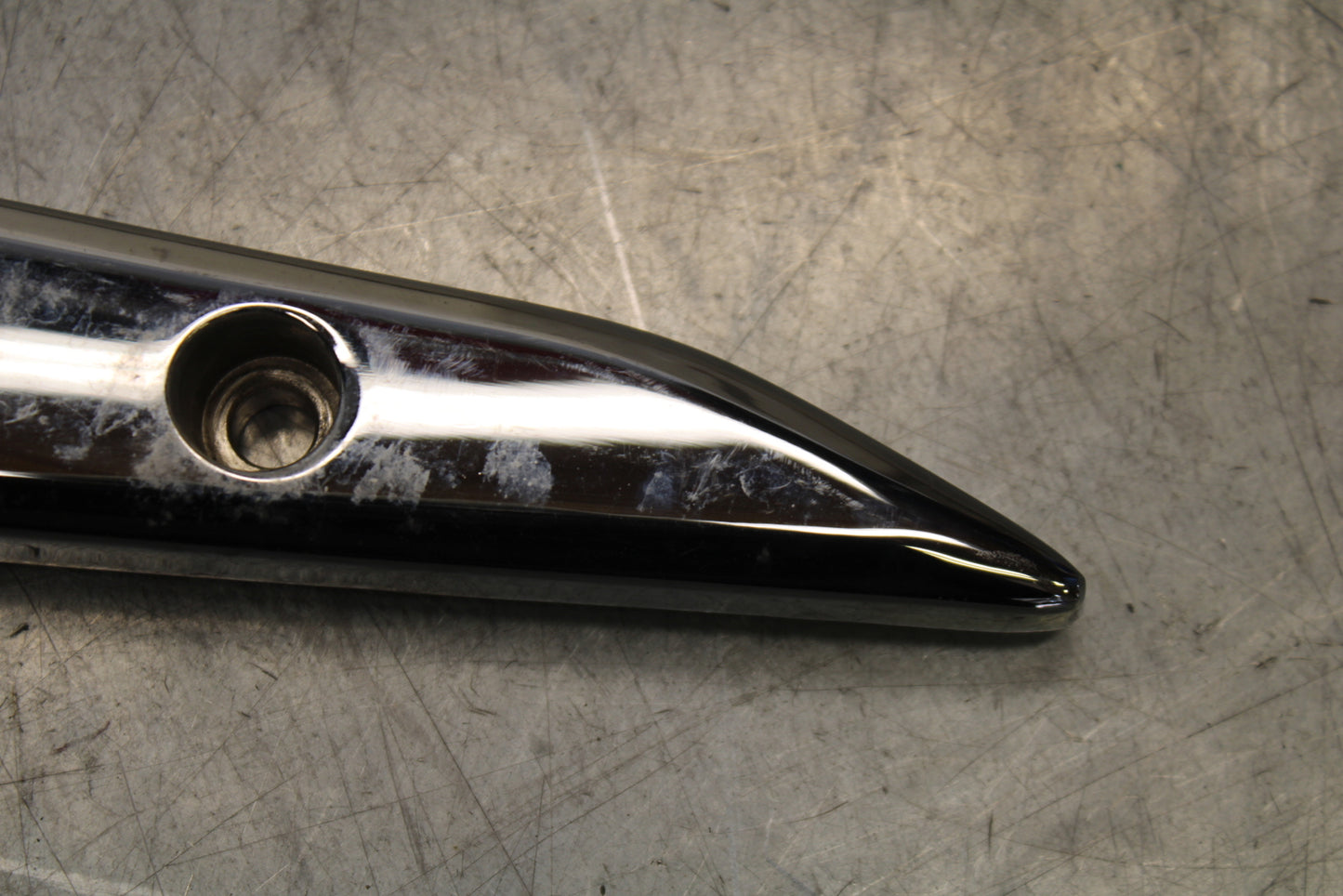 02-04 HONDA VTX1800S LEFT REAR FENDER SUPPORT SUBFRAME BB712