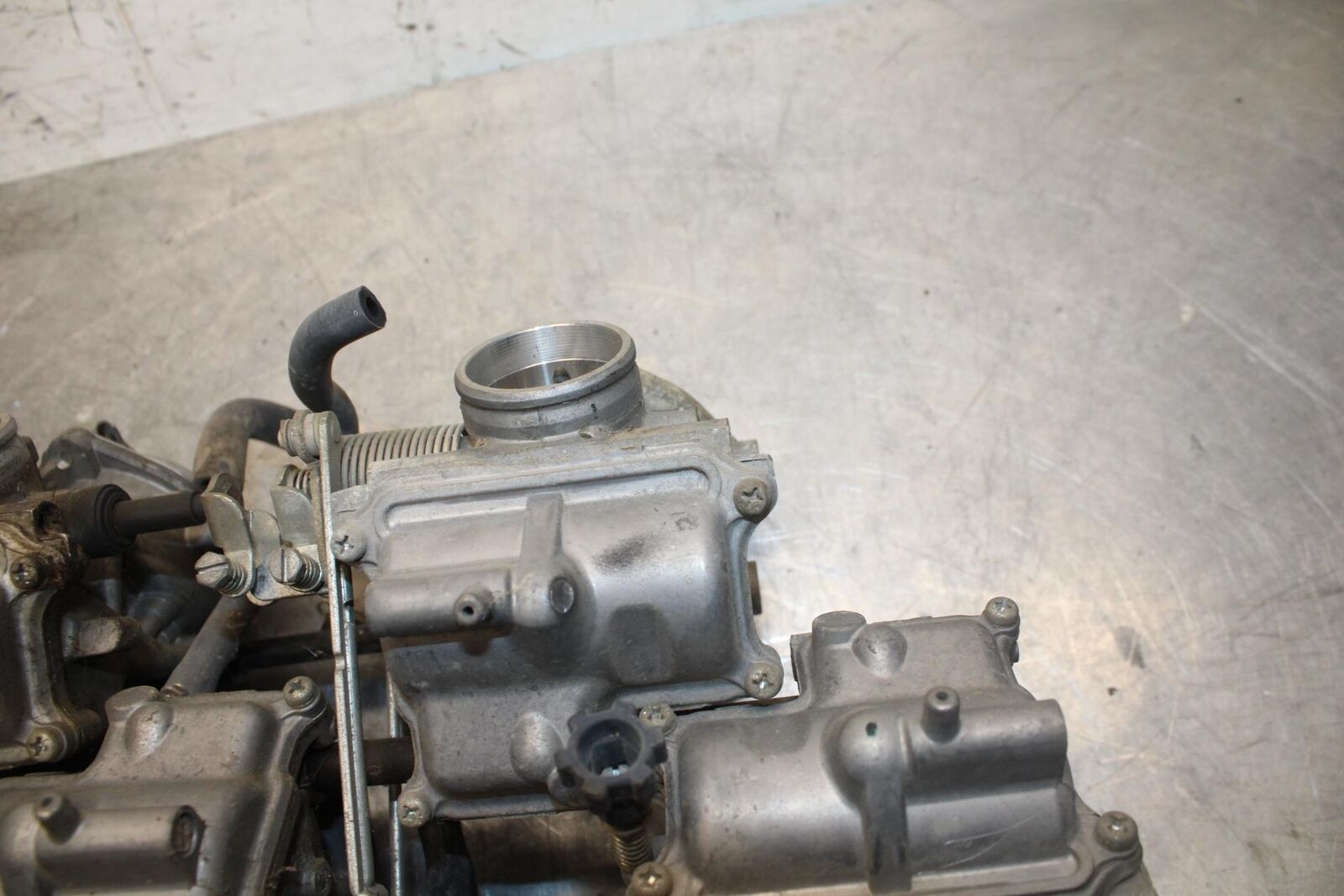1984 Honda Interceptor 750 VF750F CARBS CARBURETORS BB38