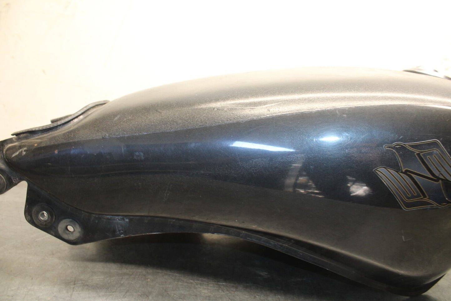 85-86 SUZUKI MADURA 1200 GAS TANK FUEL PETROL RESERVOIR  BB691