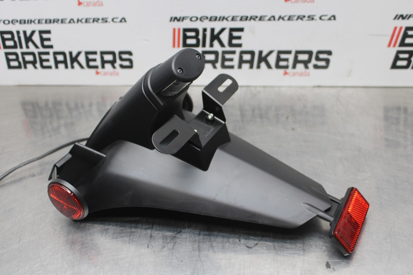 23-24 KAWASAKI NINJA ZX14R REAR BACK FENDER MUD GUARD BB764