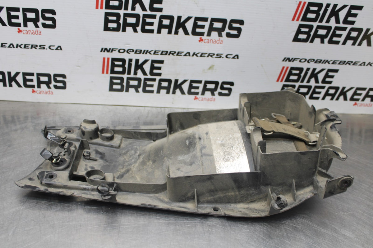 07 KAWASAKI NINJA 650 EX650 REAR BACK TAIL UNDERTAIL FAIRING COWL FENDER BB844