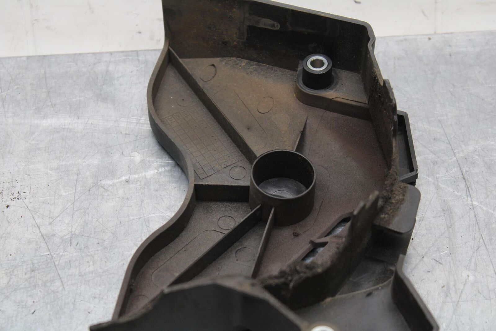 19-21 YAMAHA YZF R3 ENGINE SPROCKET COVER BB588