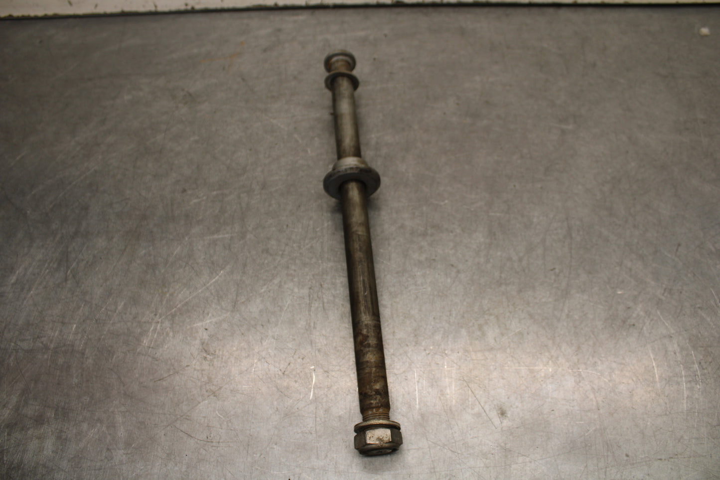 04-12 HONDA ST1300A REAR AXLE BACK WHEEL RIM PIVOT BOLT AXEL BB669