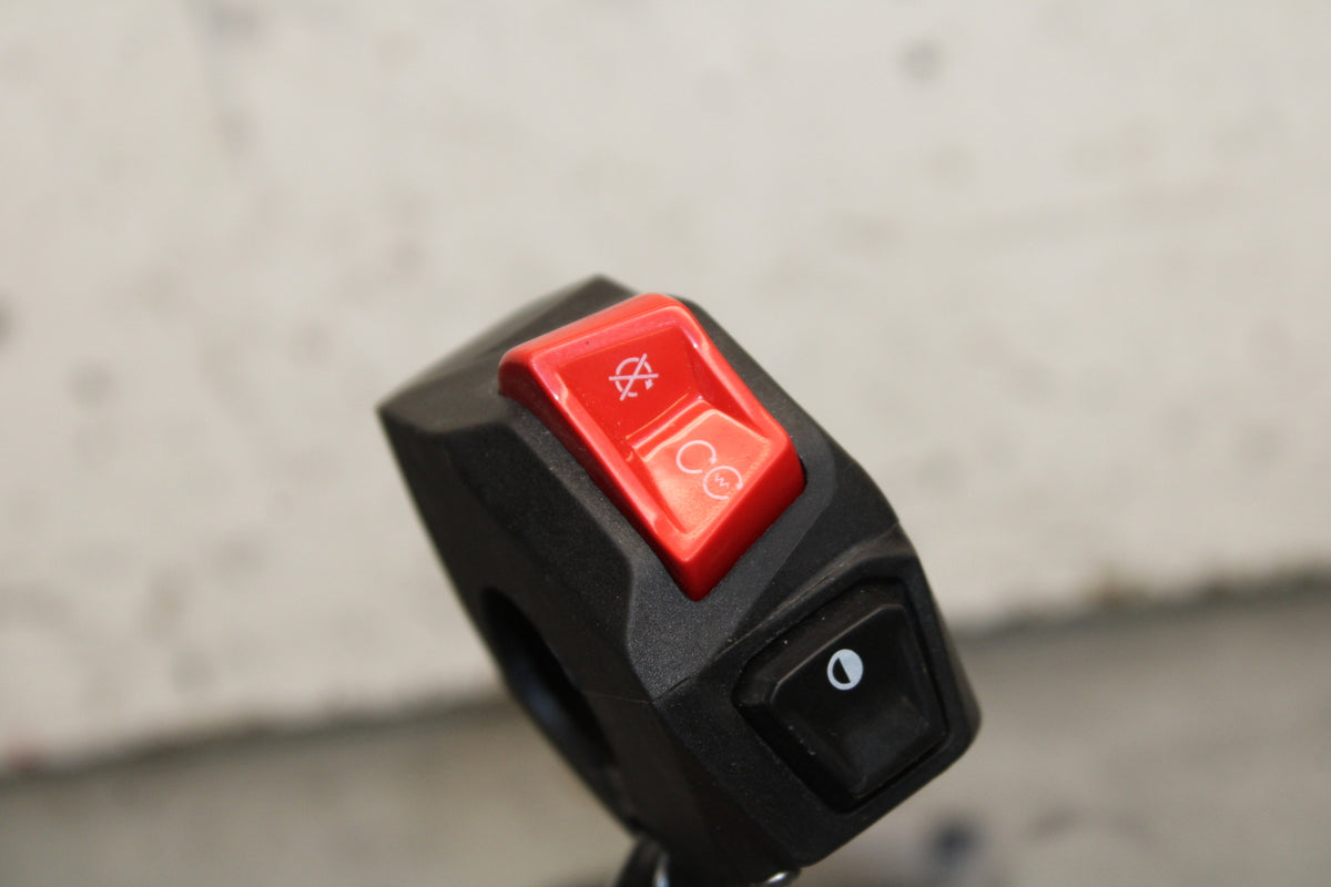 21-24 APRILIA TUONO 660 FACTORY RIGHT CLIP ON HANDLE KILL OFF START SWITCH BB733