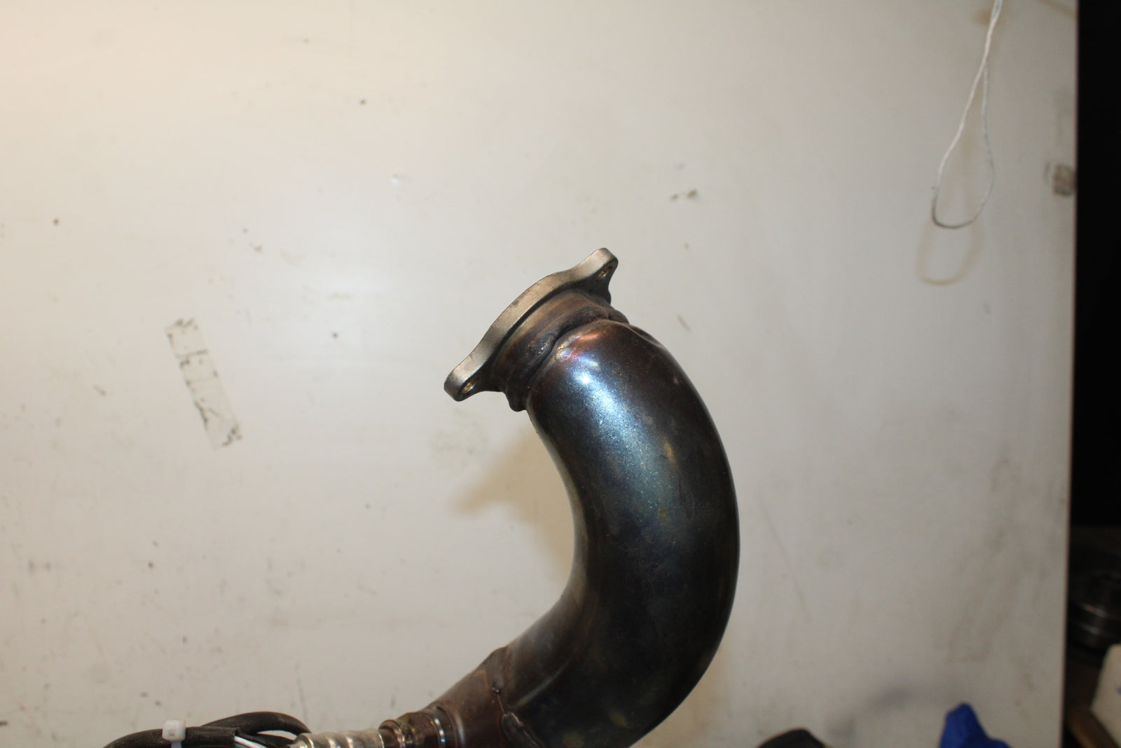 09-11 DUCATI STREETFIGHTER 1098 FULL EXHAUST SYSTEM HEADERS PIPE MUFFLER BB705