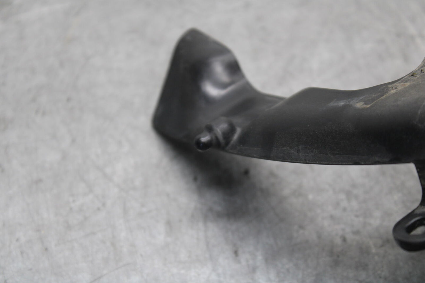 13-18 KAWASAKI NINJA ZX6R LOWER FRONT UPPER INNER HEADLIGHT COWL FAIRING  BB666