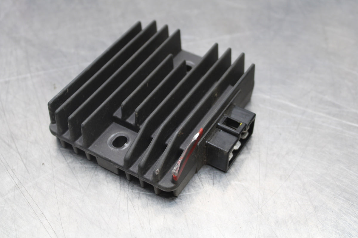 09-15 YAMAHA FZ6R RECTIFIER VOLTAGE REGULATOR BB161
