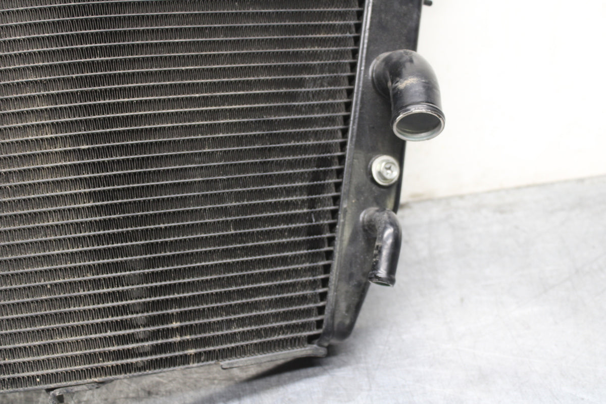 09 SUZUKI GSXR600 ENGINE RADIATOR MOTOR COOLER COOLING RADIATER BB759