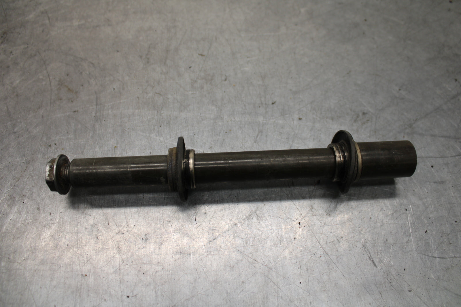 13-18 KAWASAKI NINJA ZX6R FRONT WHEEL RIM AXLE PIVOT BOLT BB118