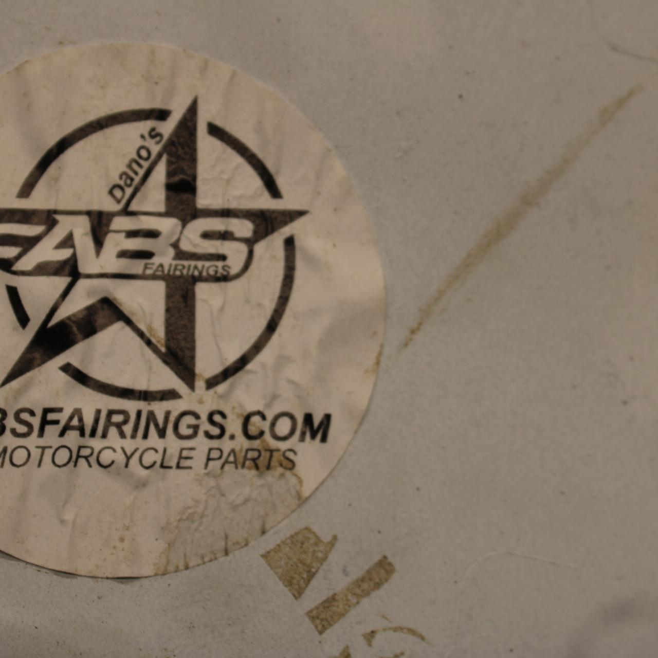 21 KAWASAKI NINJA ZX6R REAR BACK SEAT SOLO COWL FAIRING COVER  BB647