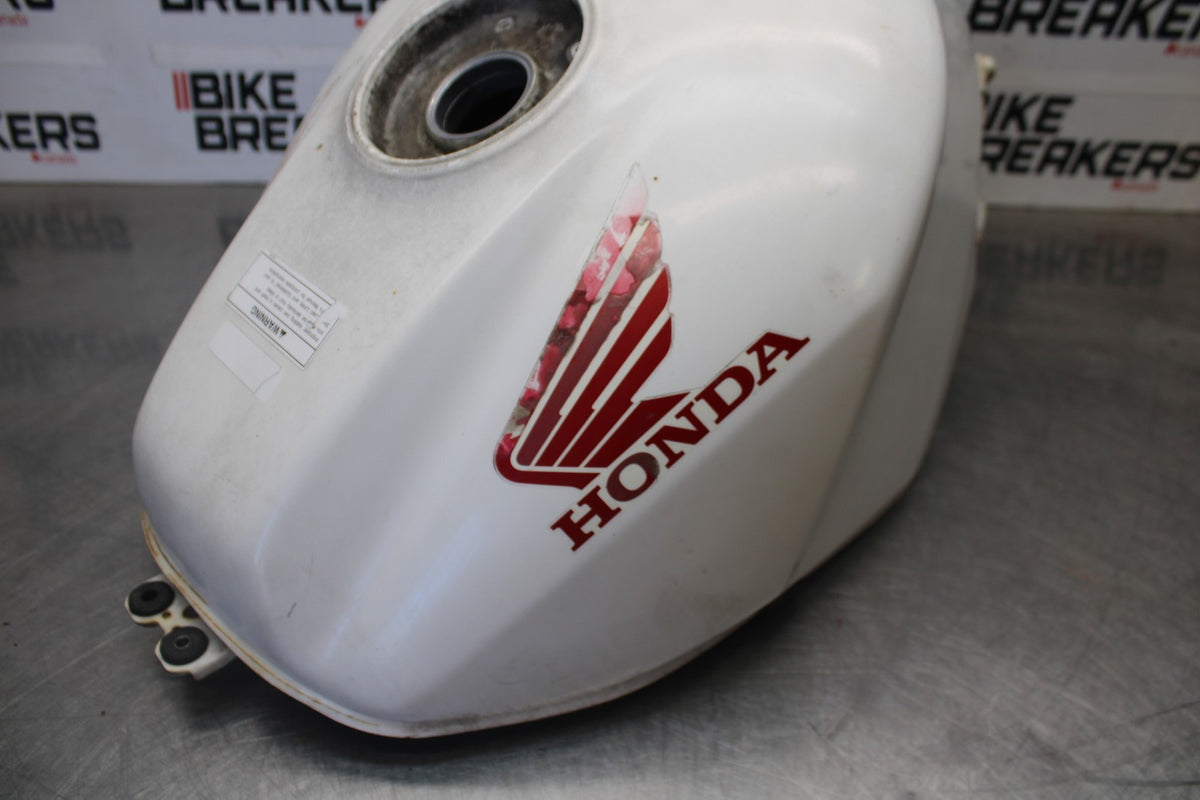 06-07 HONDA INTERCEPTOR 800 VFR800 GAS TANK FUEL CELL PETROL RESERVOIR BB917