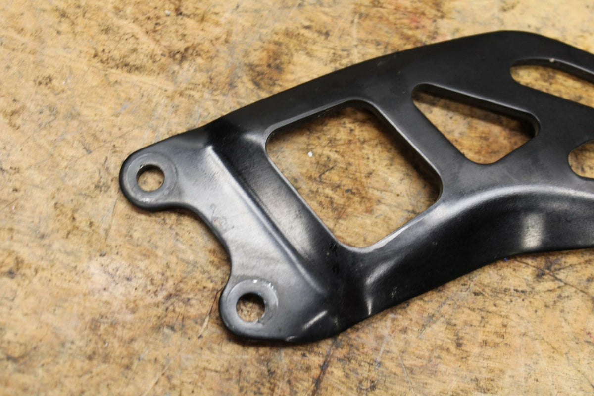 11-21 SUZUKI GSXR600 LEFT REARSET REAR SET HEEL GUARD COVER BB346 
