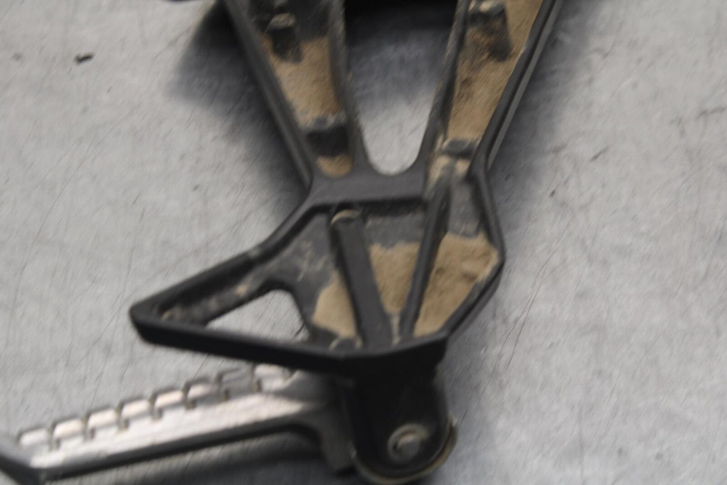 2009 Kawasaki Ninja 250R EX250J LEFT REAR FOOT REST PEG STEP BB87