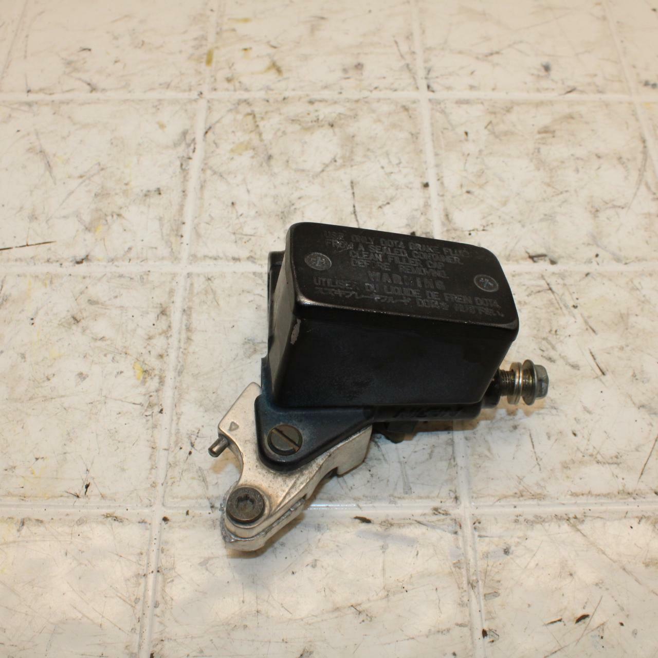 93 SUZUKI KATANA 600 GSX600F FRONT BRAKE MASTER CYLINDER BB400