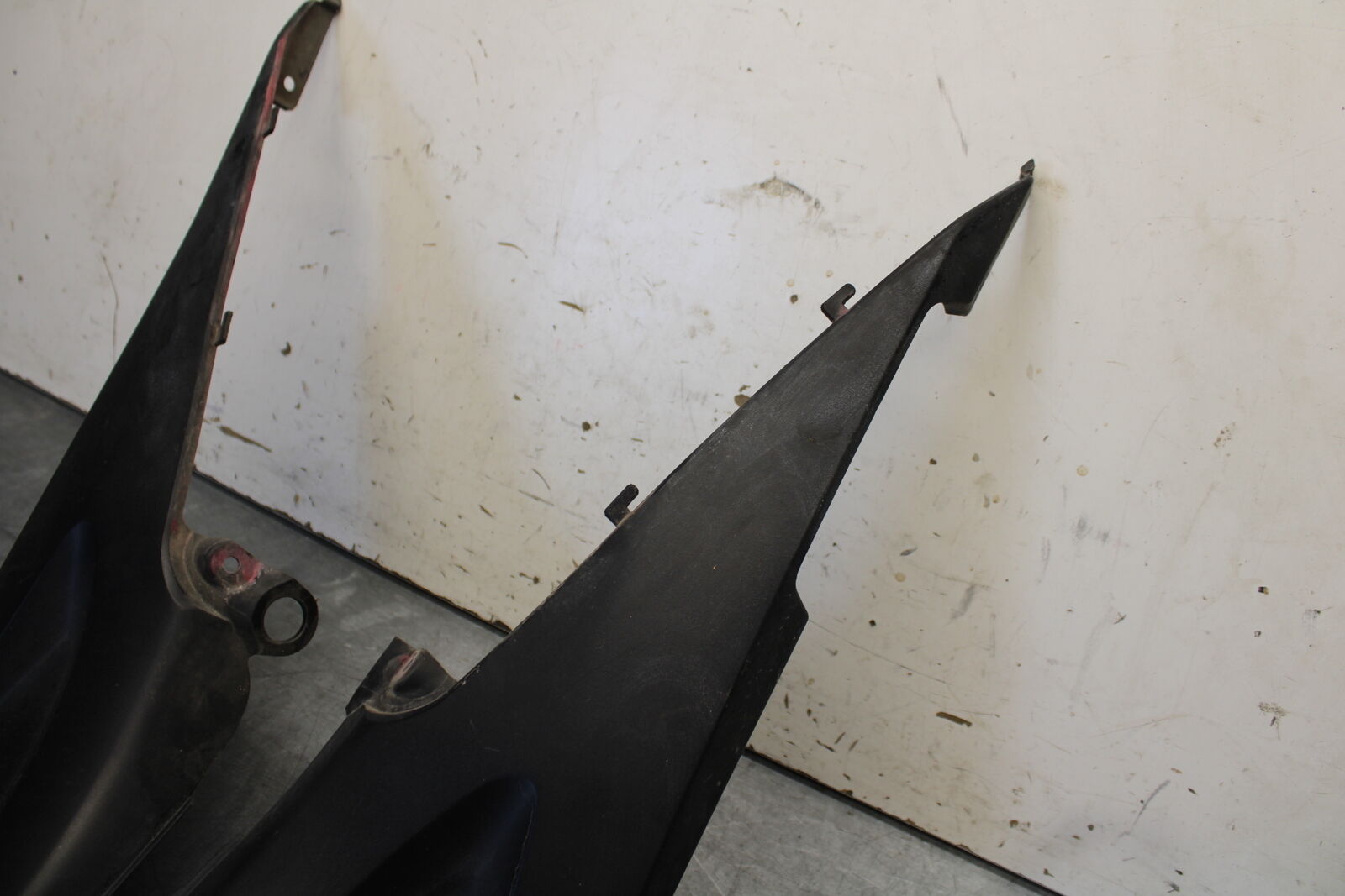 05-06 HONDA CBR600RR RIGHT LEFT FRONT SIDE SEAT PANELS TRIMS COWLS  BB655