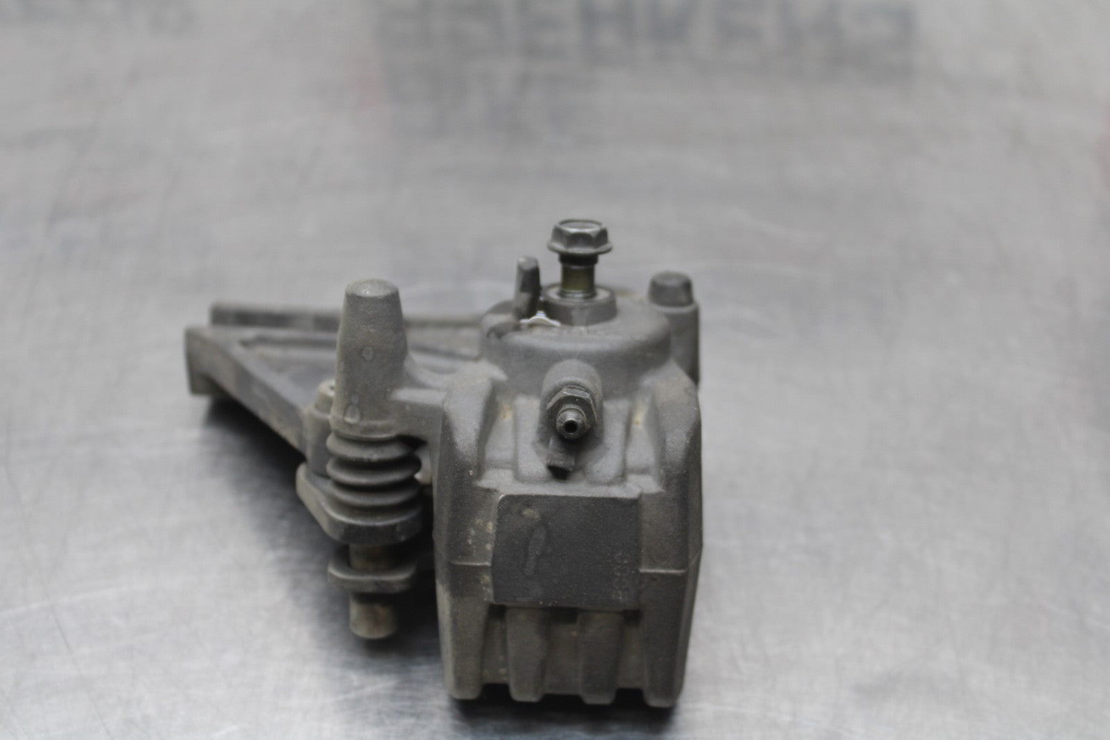 08 KAWASAKI NINJA ZX10R REAR BACK BRAKE CALIPER W MOUNT BRACKET BB201