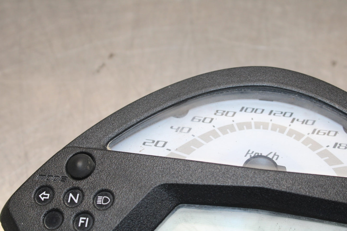 09-10 KAWASAKI ER-6N SPEEDO GAUGES DISPLAY CLUSTER SPEEDOMETER TACHOMETER BB205