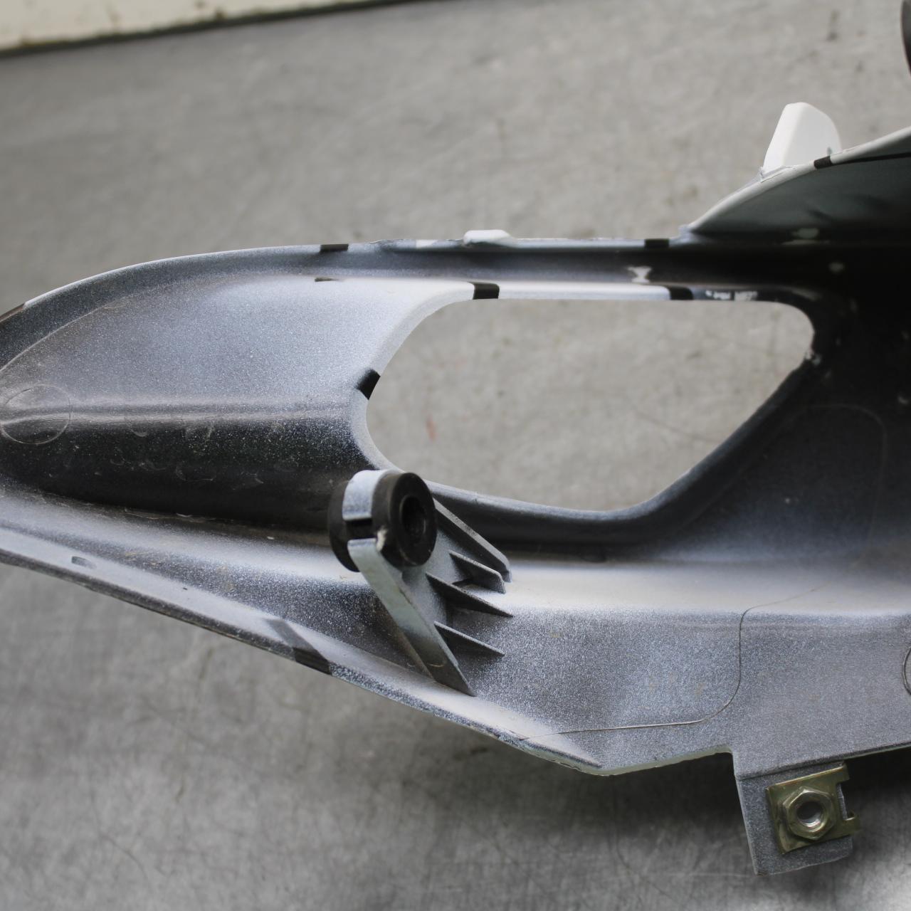 06-07 SUZUKI GSXR750 RIGHT FRONT UPPER NOSE FAIRING COWL SHROUD BB645