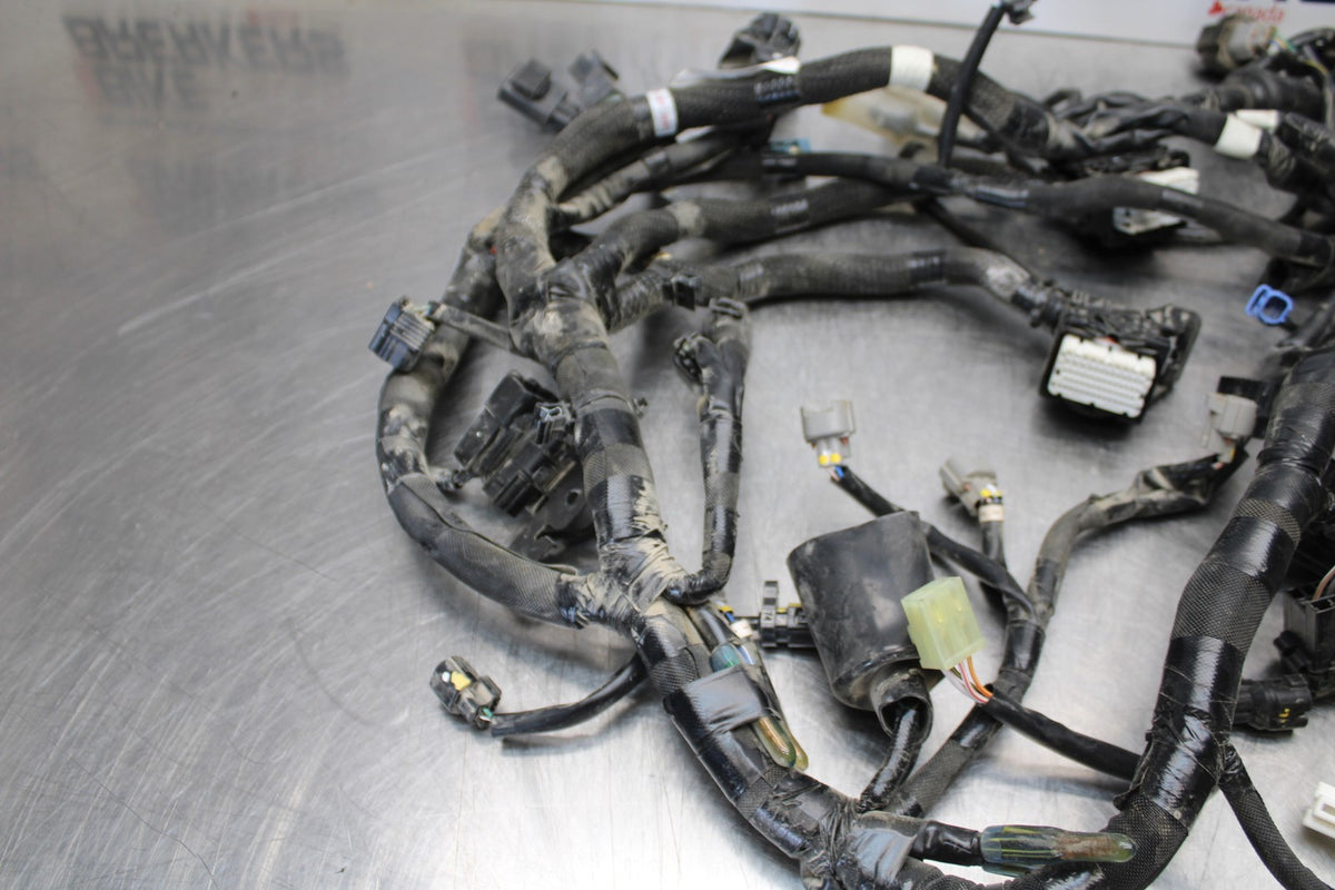 24-25 KAWASAKI NINJA ZX4R MAIN ENGINE WIRING HARNESS MOTOR WIRE LOOM BB174
