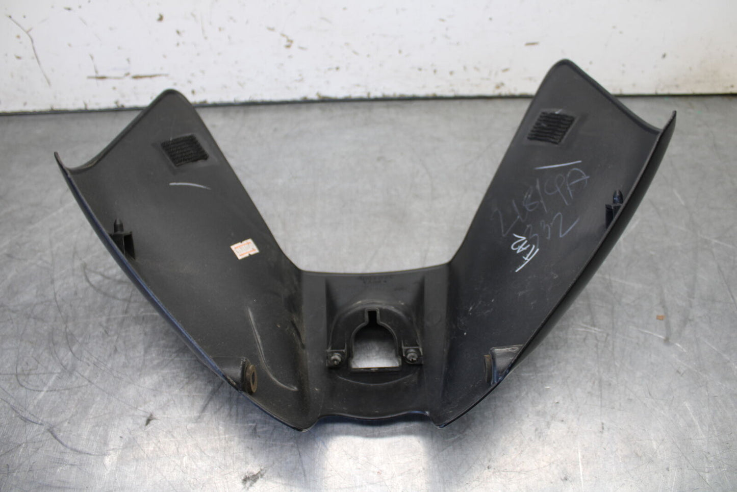 12-17 KAWASAKI ER-6N Z650 FRONT GAS TANK FUEL CELL FAIRING COWL COVER TRIM BB709