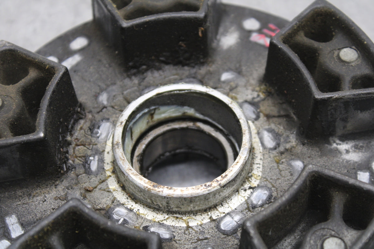 06-07 SUZUKI GSXR750 REAR HUB BB132