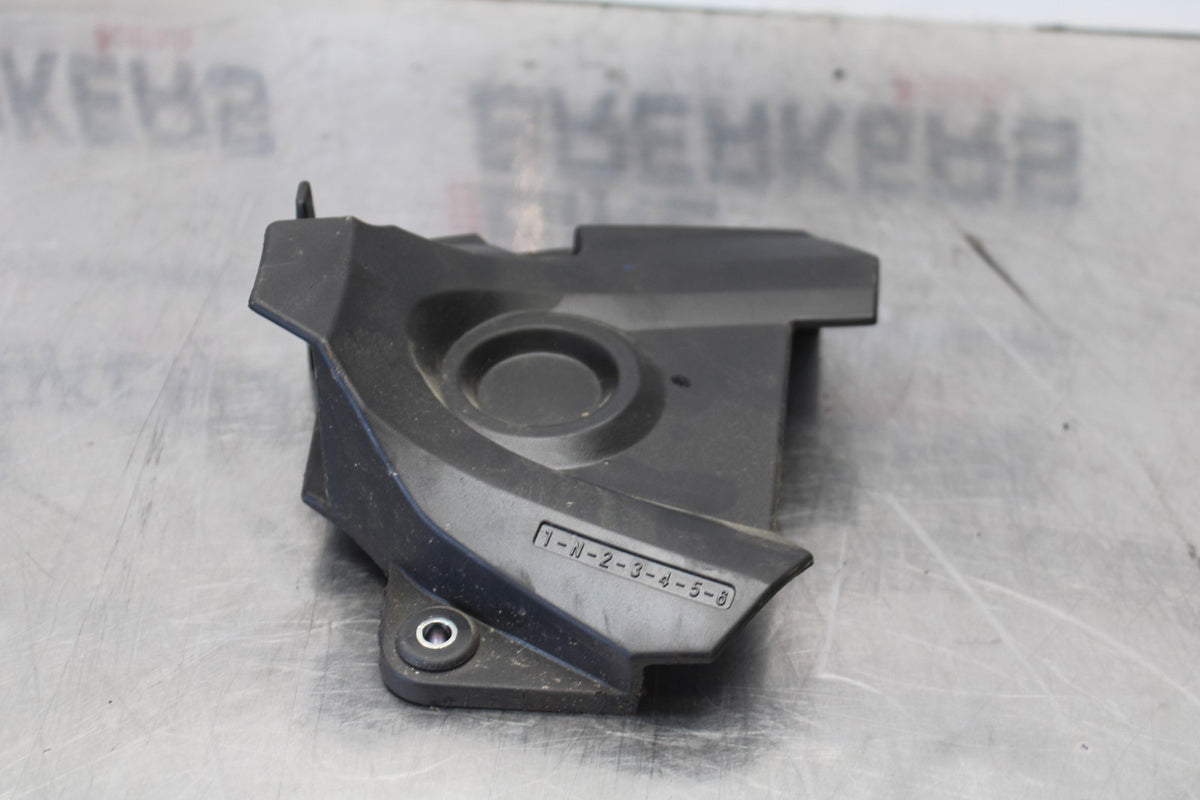 16 YAMAHA XSR900 ENGINE SPROCKET COVER BB786