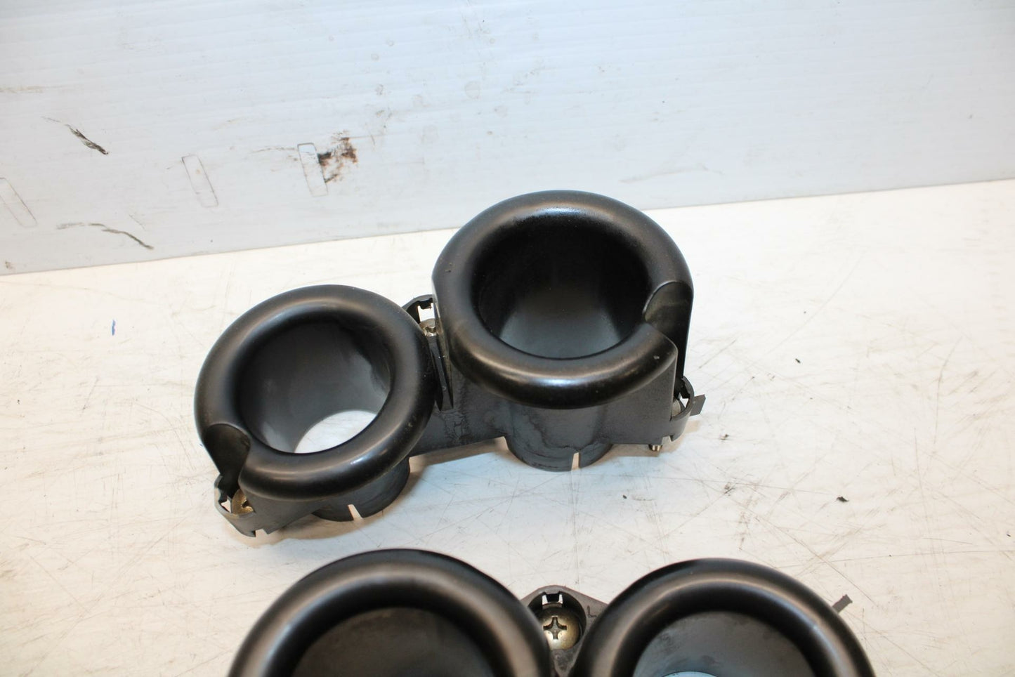 05-06 HONDA CBR600RR  INTAKE VELOCITY STACKS 17225-MEE-000 17226-MEE-000 BB307
