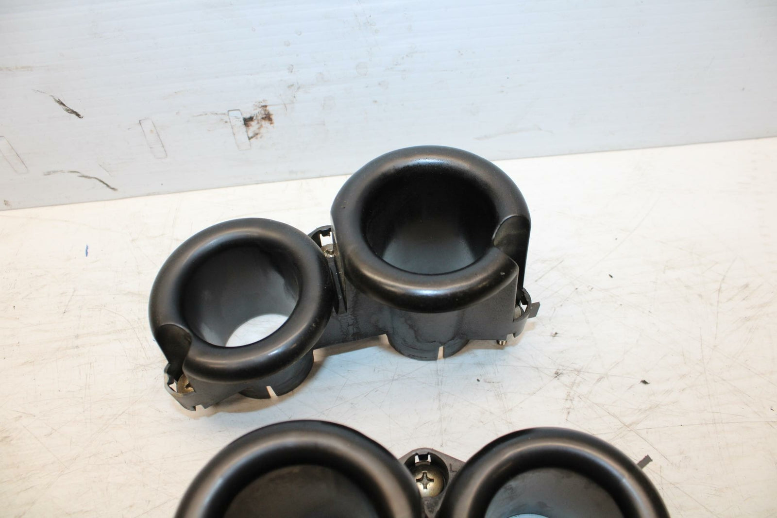 05-06 HONDA CBR600RR  INTAKE VELOCITY STACKS 17225-MEE-000 17226-MEE-000 BB307