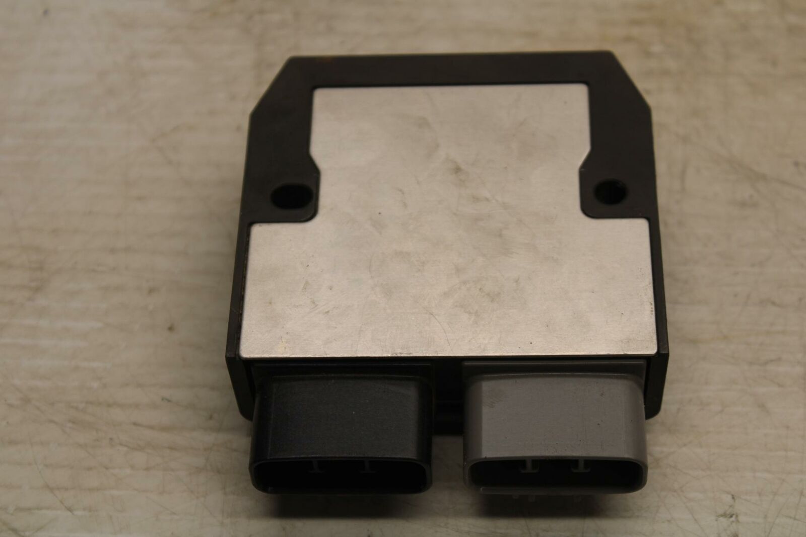 16-21 YAMAHA XSR900 RECTIFIER VOLTAGE REGULATOR BB362