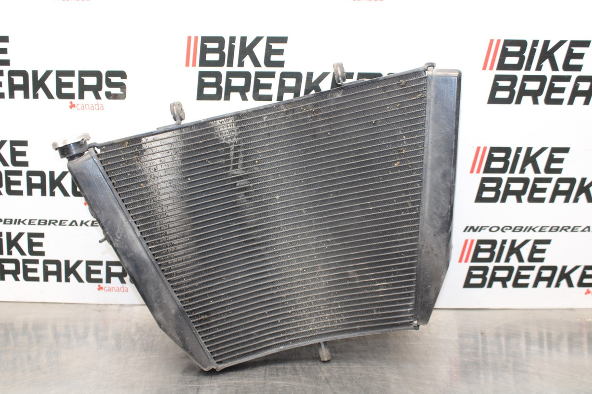 08-10 SUZUKI GSXR 600 ENGINE RADIATOR MOTOR COOLER COOLING RADIATER BB835