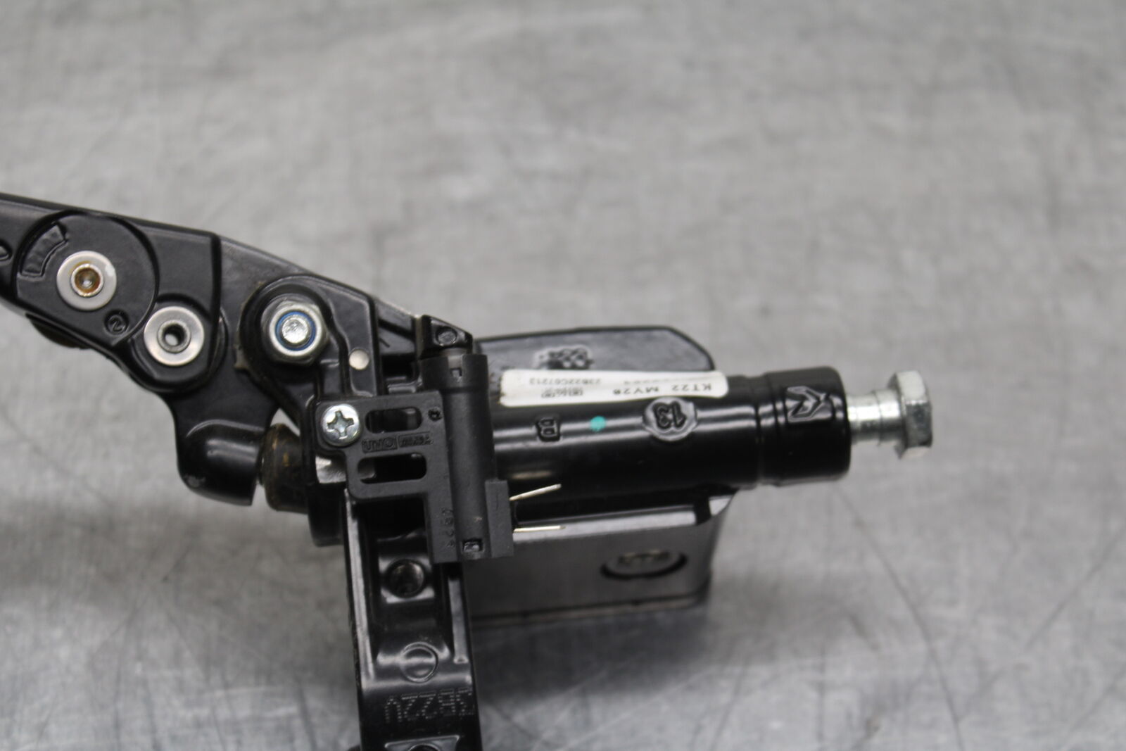 17-24 KTM 390 DUKE FRONT BRAKE MASTER CYLINDER w/ LEVER BB734