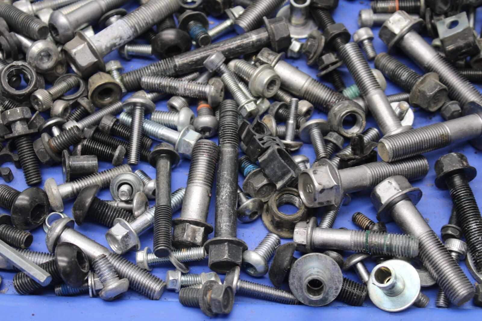 06-14 YAMAHA ROADLINER S XV1900S MISCELLANEOUS MOUNTING BOLTS HARDWARE BB619 